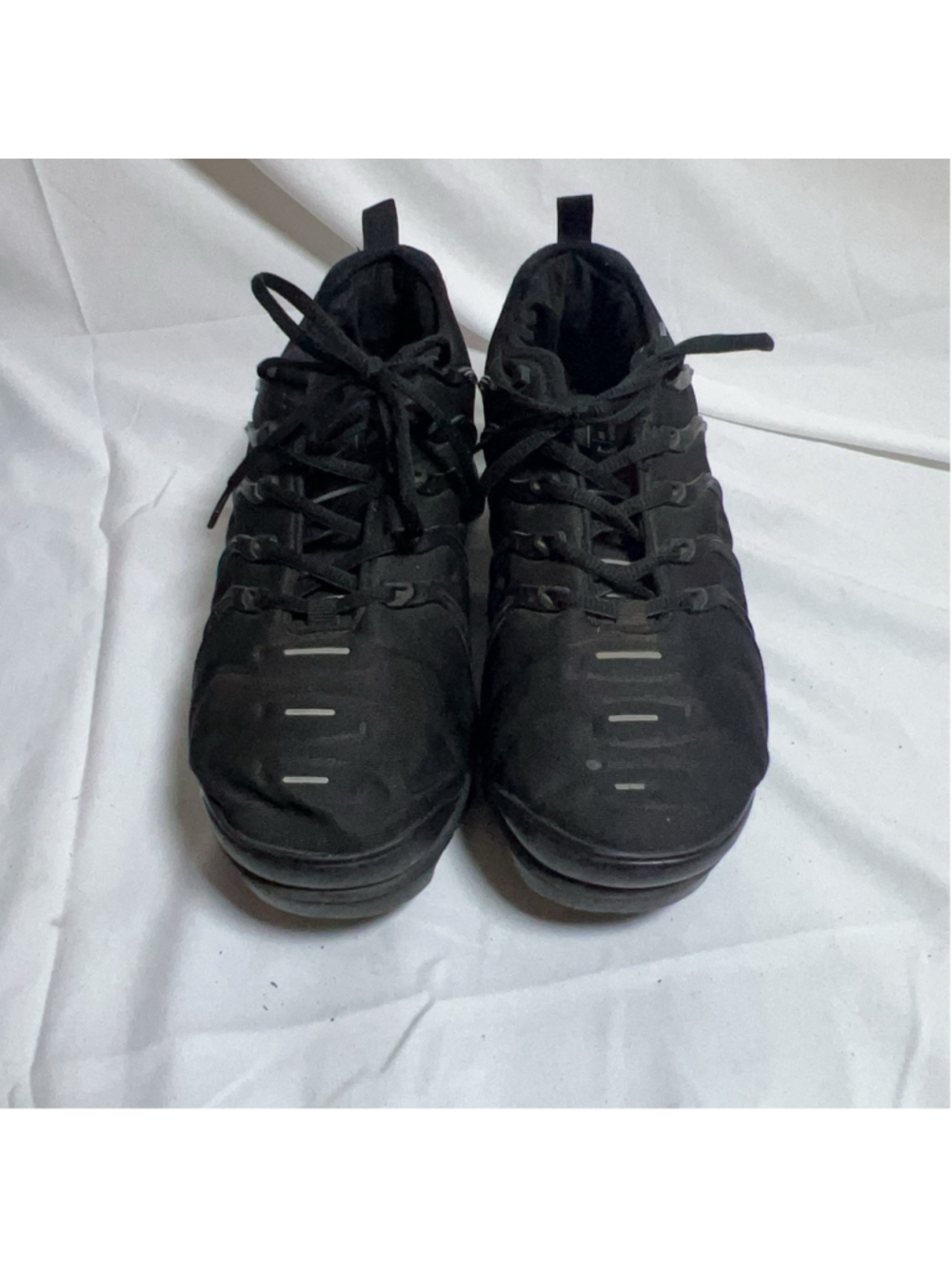 Nike Air Vapormax Plus Shoes Mens Size 10 Black Low Top Athletic Sneakers